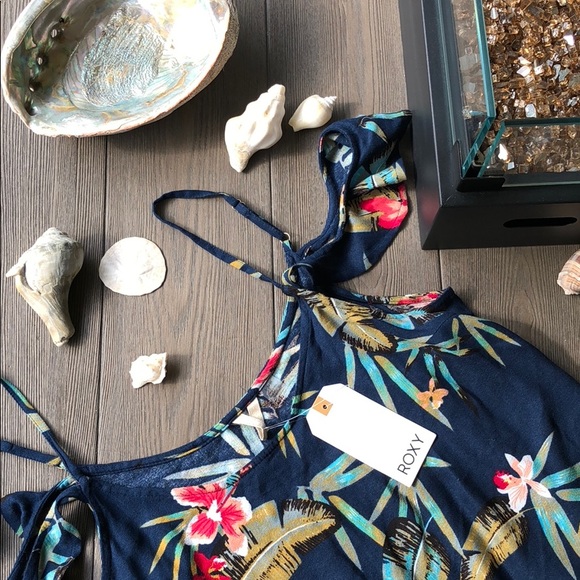 Roxy top - Picture 2 of 7